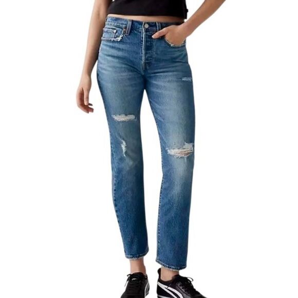 Levi’s Wedgie Straight Distressed Jeans with Raw Hem in Blue Wash Women’s 28 - Picture 1 of 11